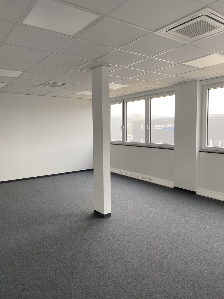 Management-Center-W4-Neusaess-Kragler-Immobilien-7